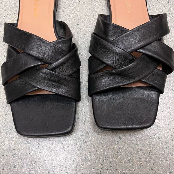 Matisse Pressure Slide Sandals Slip On Black Leather Flats 9 - Picture 3 of 8
